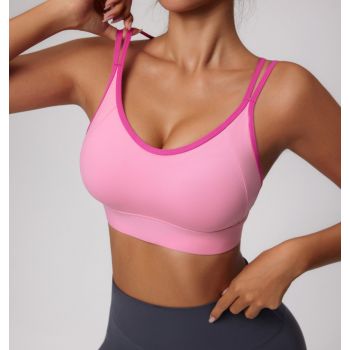 Топ на тонких бретельках